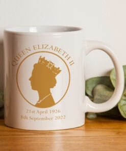 Gold Queen Elizabeth ii Memorial Mug - uk queen, memorial mug, 2022 queen, remembrance mug, royal family, silhouette